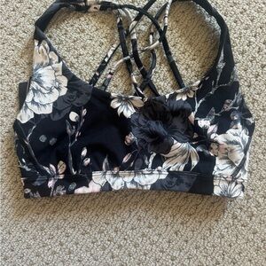 Victoria's Secret Black and White Strappy Sports Bra